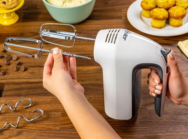 BATIDORA DE MANO 6 VELOCIDADES + TURBO BLANCA FPSTHM3532053 OSTER - 4