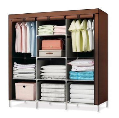 ROPERO ARMABLE 3 CUERPOS MARRON