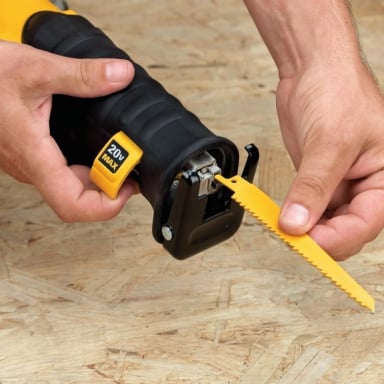 SIERRA SABLE INALAMBRICA 20V DCS380B DEWALT - 3