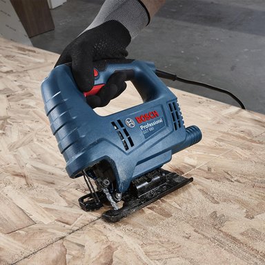 SIERRA CALADORA 20 MM 500W BOSCH GST 680 - 5