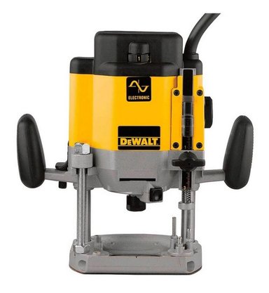 RUTEADORA 1/2 - 1/4 200W 80 MM DEWALT DWE625-B2