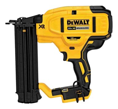 CLAVADORA 20 V 110 CLAVOS CALIBRE 18 XR BARETOOL DCN680B