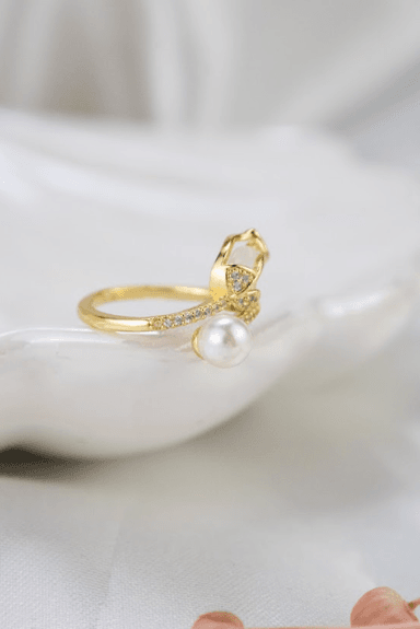 ANILLO CLEO JOYAS & ACCESORIOS REGULABLE TULIPÁN DORADO ACERO