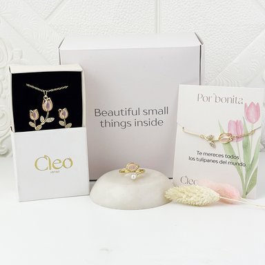 BOX TULIPAN ROSA 4 PIEZAS: COLLAR + ARETES + PULSERA Y ANILLO TULIPAN