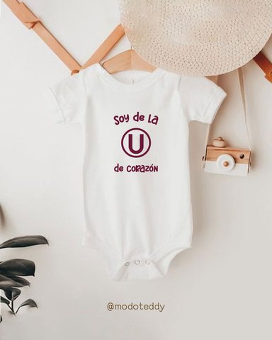 BODY UNISEX MODO TEDDY BLANCO SOY LA U CORAZÓN