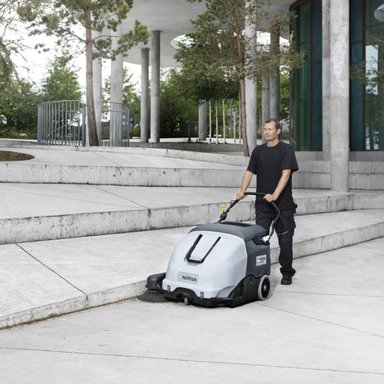 BARREDORA NILFISK SW900 84B BATERÍA PARA EXTERIOR E INTERIOR - 4