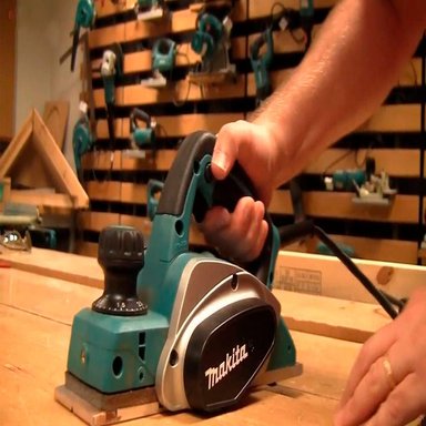 CEPILLO ELÉCTRICO MAKITA KP0800 620W PROFESIONAL CARPINTERÍA - 3