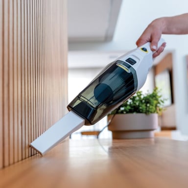 ASPIRADORA MANUAL 7.2V 0.5L KARCHER CVL 1 - 4