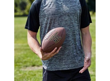 BALÓN FÚTBOL WILSON AMERICANO COMPUESTO SUPER GRIP LA NFL JUNIOR NEGRO DORADO - 3