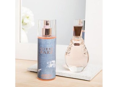 GUESS DARE PERFUMA CON ELEGANTE AROMA FLORAL AFRUTADO, IDEAL PARA OCASIONES ROMÁNTICAS - 2