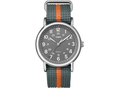 RELOJ TIMEX WEEKENDER UNISEX CON LUZ INDIGLO Y CORREA DE NAILON AJUSTABLE, RESISTENTE AL AGUA