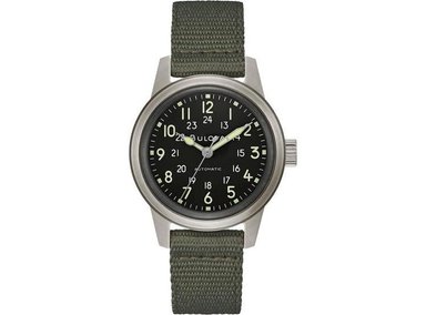 BULOVA MILITAR HERITAGE, RELOJ AUTOMÁTICO DE 3 MANECILLAS Y CORREA DE CUERO NEGRO NATO