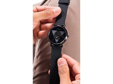 RELOJ GUESS PARA HOMBRE CON CORREA DE SILICONA, ESFERA NEGRA, MOVIMIENTO DE CUARZO, RESISTENTE AL AGUA Y A GOLPES - 3