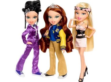BRATZ X MEAN GIRLS MUÑECA COLECCIONISTA JANIS CON TRAJES EXCLUSIVOS - 6