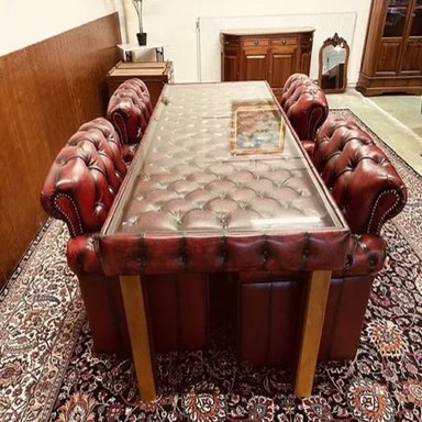 DM COMEDOR CHESTERFIELD DELUXE + 4 SILLAS - ROJIZO