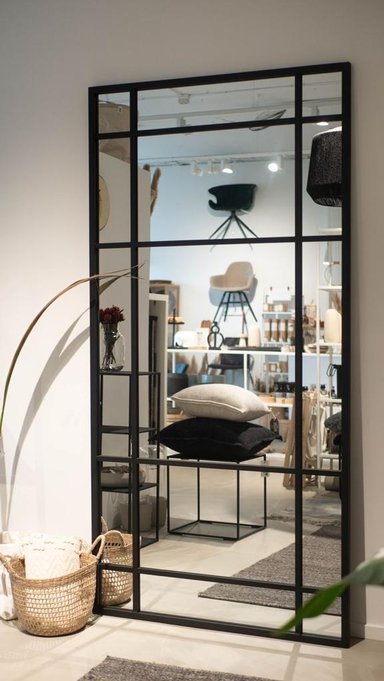 ESPEJO CASA CONCEPTO PERU GIIANT RECTANGULAR MARCO DE METAL NEGRO PINTADO