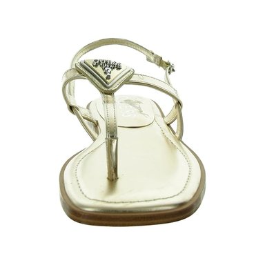 SANDALIA GUESS PARA DAMA RAINEY FLAT TALLA 6 - 4