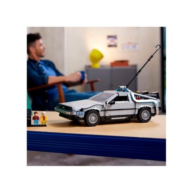 LEGO ICONS BACK TO THE FUTURE TIME MACHINE 10300 - 4