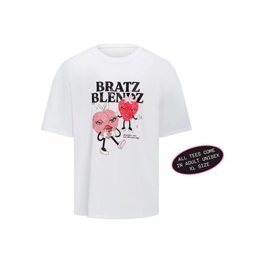 MUÑECA BRATZ STYLIN CLOE CON ACCESORIOS Y CAMISETA - 3