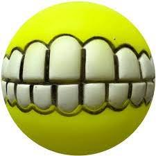 JUEGUETE PARA PERRO PELOTA SONRISA AMARILLO QUE PATAS PET SHOP