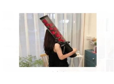 RAMO DE ROSAS CON PETALO DE JABÓN + LUZ DE CALIDAD