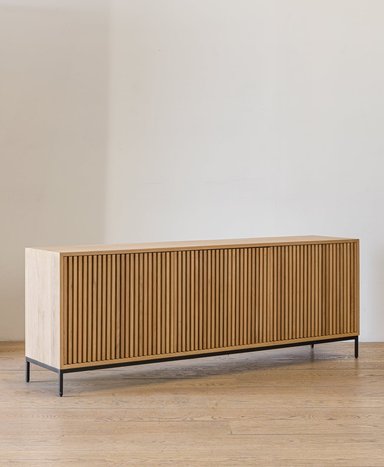 APARADOR TU MESITA CALMELL MARRÓN CLARO MODERNO 3 PUERTAS