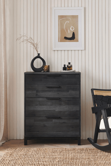 CÓMODA ALTA BETA COLOR NEGRO 4 CAJONES TU MESITA