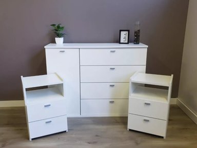 CÓMODA MAS 2 VELADORES DAKAR COLOR BLANCO TU MESITA