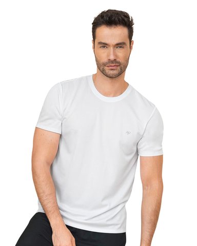 POLO DEPORTIVA MASCULINA SEMIAJUSTADA DE SECADO RÁPIDO