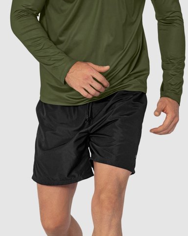 SHORT DEPORTIVO CON ANTIFLUIDOS Y BOLSILLOS FUNCIONALES