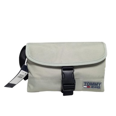 CANGURO CROSSBODY TOMMY HILFIGER CUADRADA CON HEBILLA VERDE