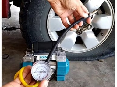 COMPRESOR TOTAL TOOLS TTCA2506 AIRE AUTO A BATERÍA 12-13.5V 120 PSI SANTOFA ELECTRONICS