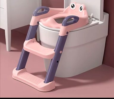 ASIENTO DE ENTRENAMIENTO PARA NIÑOS CON ESCALERA