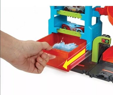 HOT WHEELS CITY MEGA JUEGO DE LAVADO DE AUTOS CON 1 AUTO CAMBIADOR DE COLORES - 4