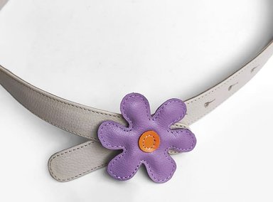 CINTURON DE CUERO IRISABA DALIA COLOR VAINILLA CON LILA