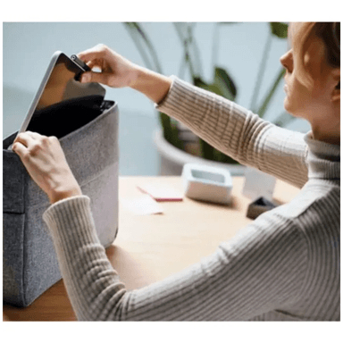 FUNDA DE TRANSPORTE DE TABLETA WACOM ONE 12 Y 13 ACK54900Z - 2