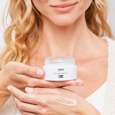 ISDINCEUTICS AGE REVERSE DAY 50 ML - CREMA REMODELANTE FACIAL CON TRIPLE ACCIÓN - ANTIEDAD - 5