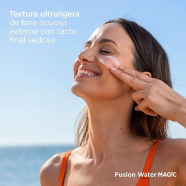 PACK ISDIN HYDRO LOTION + FUSION WATER MAGIC - 3