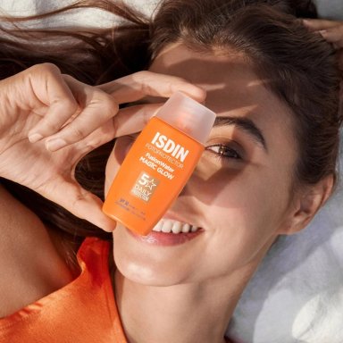PACK ISDIN GLOW: HYDRO OIL SPF50 200ML + FUSION WATER MAGIC GLOW SPF30 50ML - 4