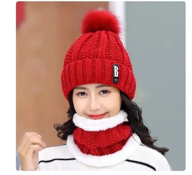 SET ROJO CUELLERA ABRIGAR Y GORRO TENDENCIA 2024