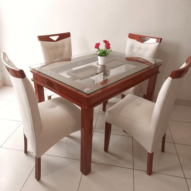 JUEGO COMEDOR MUEBLES CRISOSTOMO 4 SILLAS MULTICOLOR