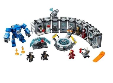 LEGO MARVEL SUPER HEROES IRON MAN HALL OF ARMOR - 2