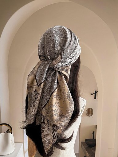 PAÑOLETA BANDANA PAÑUELO BASTET DE 90X90CM