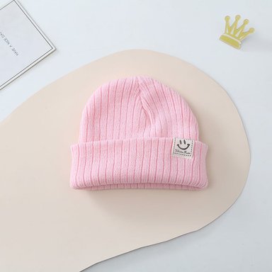 BEANIE CARTOONS ROSA DE LANA SUAVE PARA BEBÉS