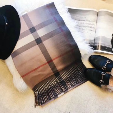 BUFANDA BEELE A RAYAS | BEIGE