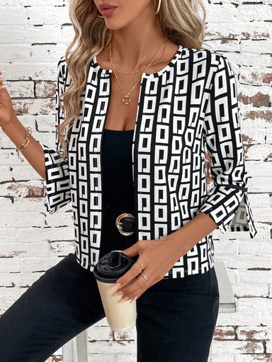 CHAQUETA MADELINE CON ESTAMPADO GEOMÉTRICO BLANCO Y NEGRO CON MANGAS ABIERTAS - TALLA S/M