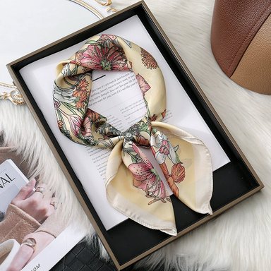 PAÑOLETA BANDANA PAÑUELO ARDEN DE 70X70 CM