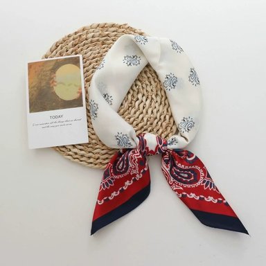 PAÑOLETA BANDANA PAÑUELO ELOISE DE 70X70 CM