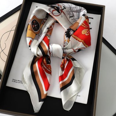 PAÑOLETA BANDANA PAÑUELO AURELIE DE 70X70 CM