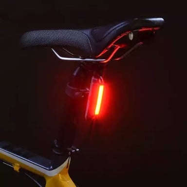LUZ TRASERA ROCKBROS A54BK PARA BICICLETA CON TECNOLOGÍA LED - 3